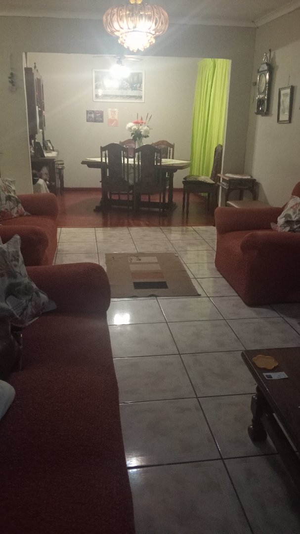 2 Bedroom Property for Sale in New Woodlands Western Cape